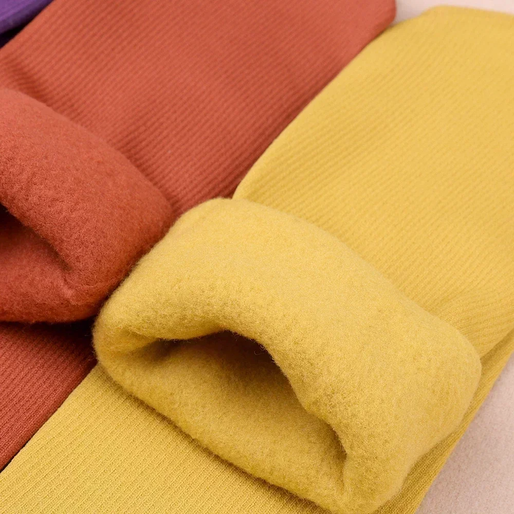 Smiley Vintage Furr Odour Free Socks for All Season